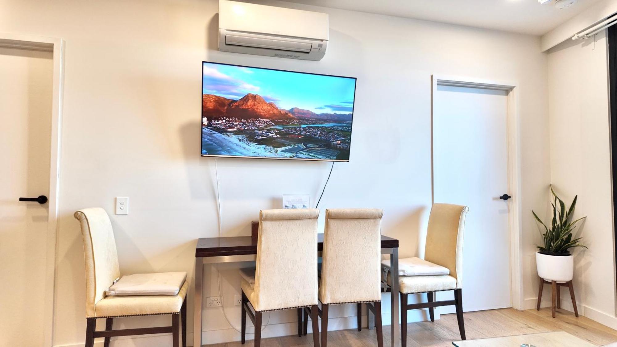 M-City Apartment - Executive Twin King Ensuites - Fully Equipped - Free Parking, Fast Wifi, Smart Tv, Netflix, Complementary Drinks & Amenities - M-City Shopping Centre Clayton 3168 Εξωτερικό φωτογραφία